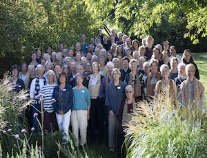 Gruppenfoto Tagung „Strahlendes Licht – (Zen)Frauen unterwegs. Frauen im Zen-Buddhismus, gestern und heute“